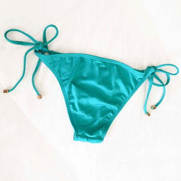 VICTORIA'S SECRET Skimpy String Bikini Bottom NWOT - Picture 8 of 8